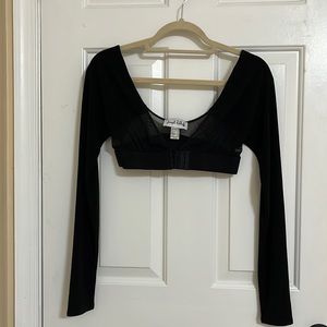Long sleeve thin layer to be worn under a sleeveless dress or top.
